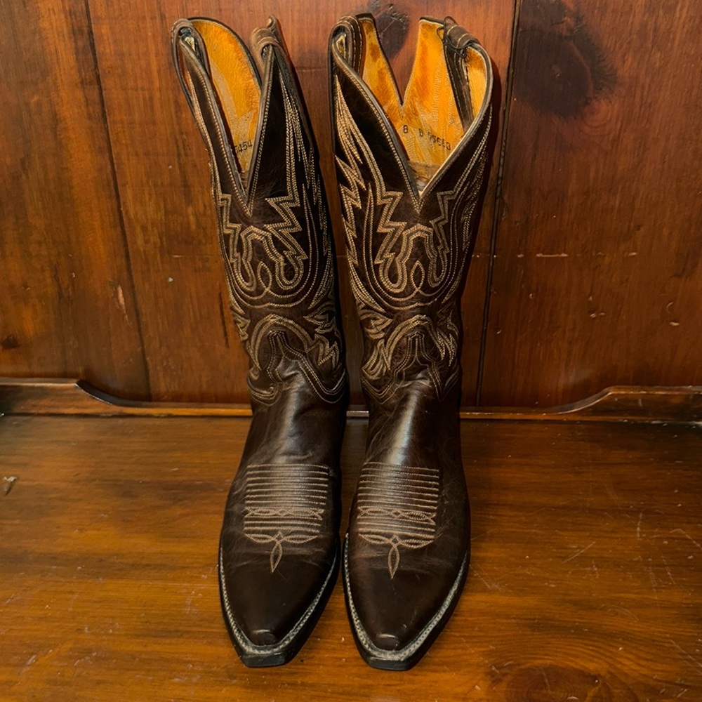 Lucchese